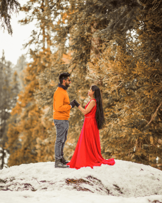 Best of Kashmir – 3 Nights & 4 Days Tour Starts @ Rs 18,500