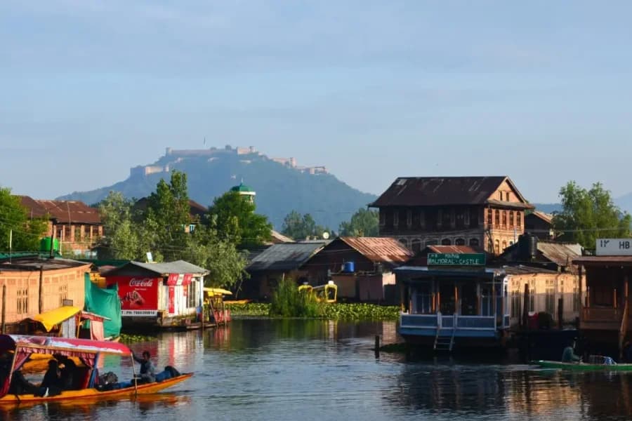Srinagar: The City of Lakes and Gardens