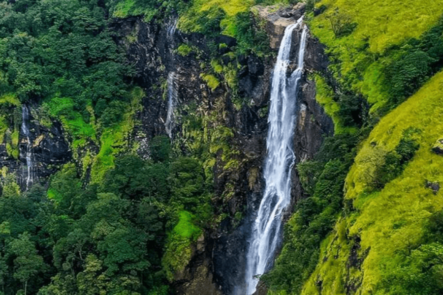 Waterfall Trails at Bandaje Falls